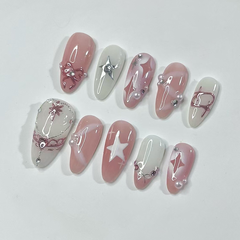 Ensemble d'ongles courts en am - Nail Art Overlay avis et prix