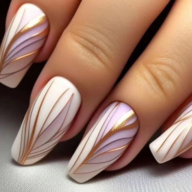 24 faux ongles courts de type  - Nail Art Overlay avis et prix