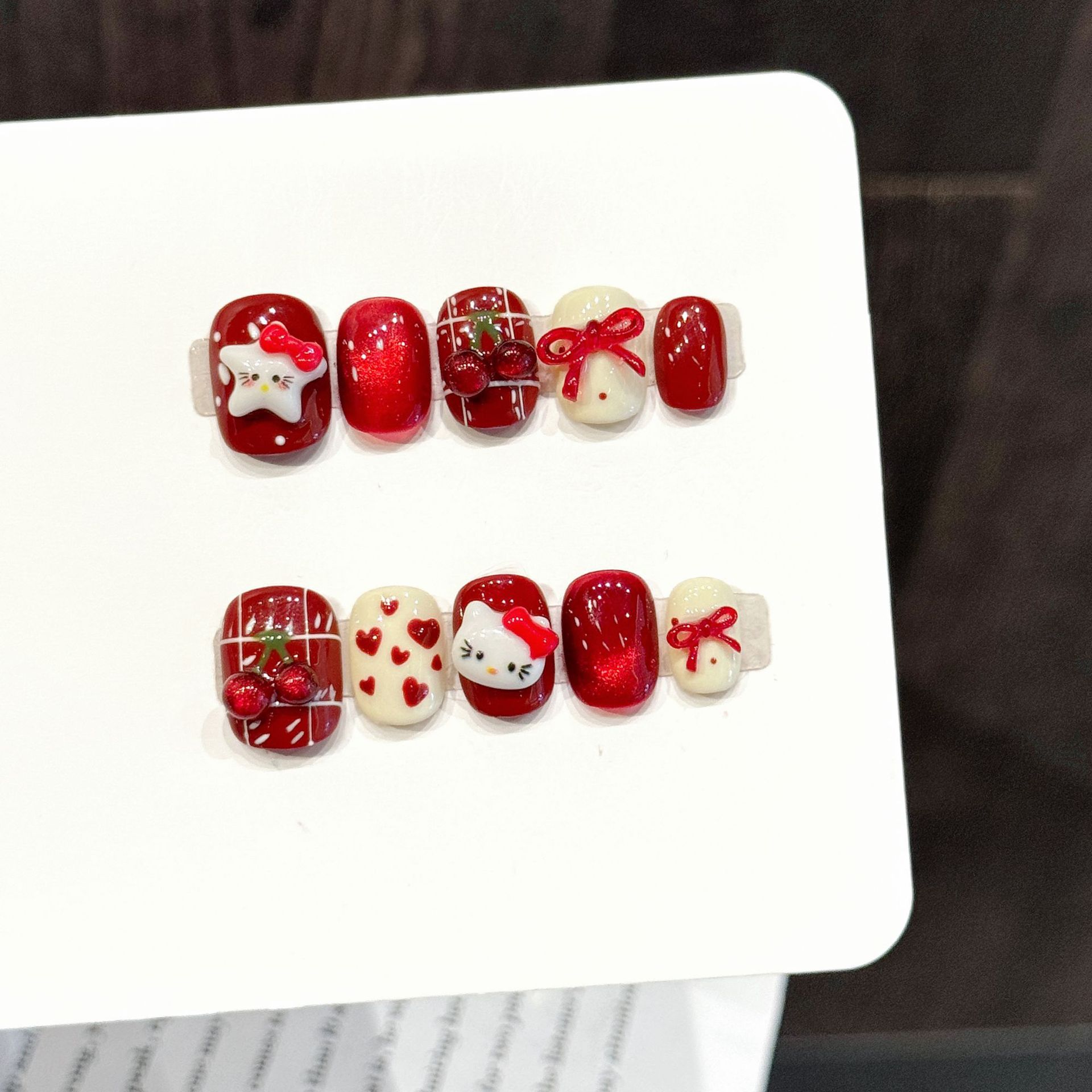 10PCS Faux ongles courts à pre - Nail Art Red Cherry avis et prix