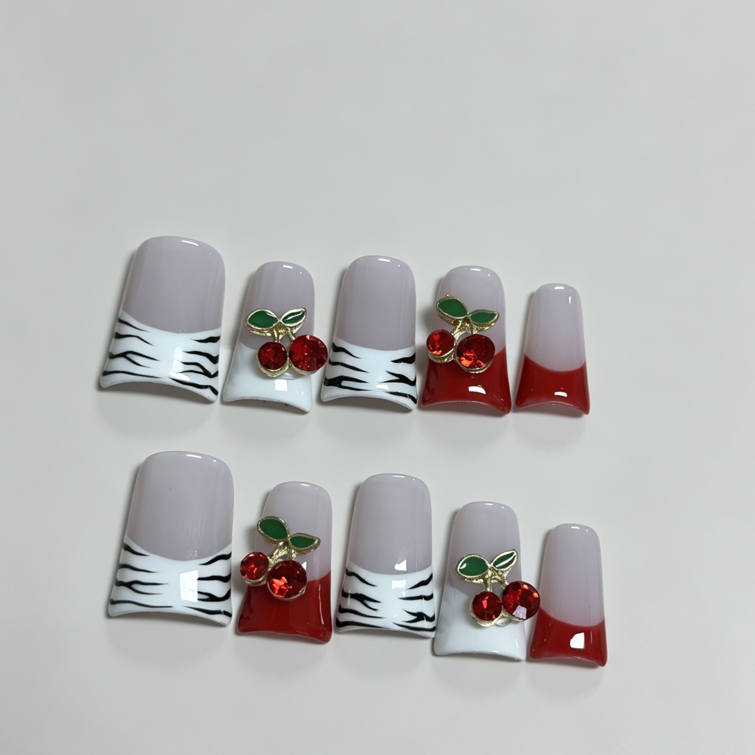 Faux ongles à presser français - Nail Art Red Cherry avis et prix